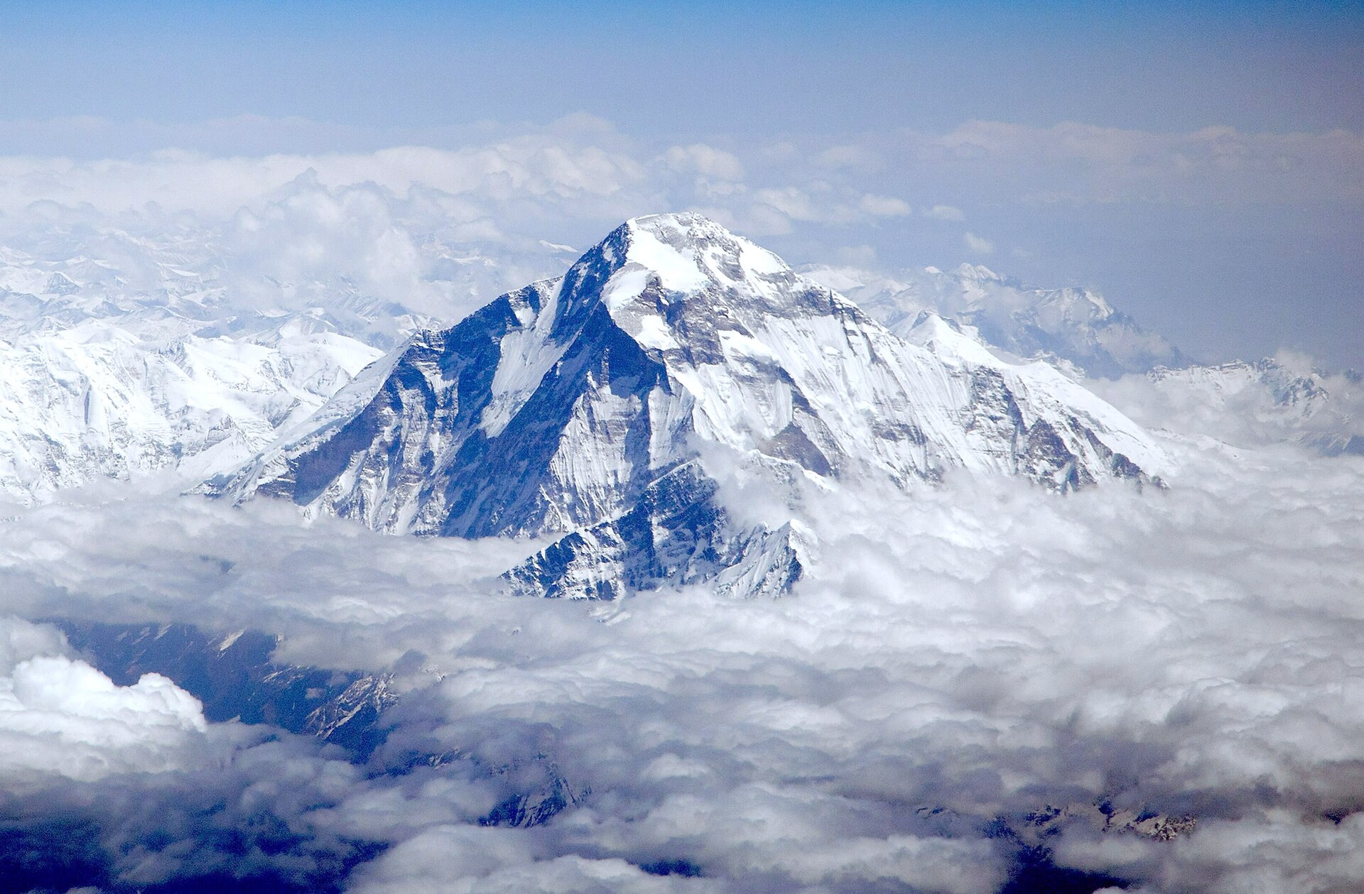 Dhaulagiri (8167 m), view from aircraft / Nepal.