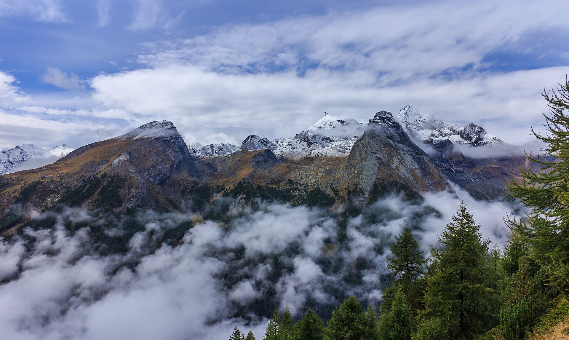 High mountain scenery in the Gran Paradiso National Park